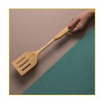 espatula-oikos-vazada-bambu-35cm-coz02468nat-113484-113484