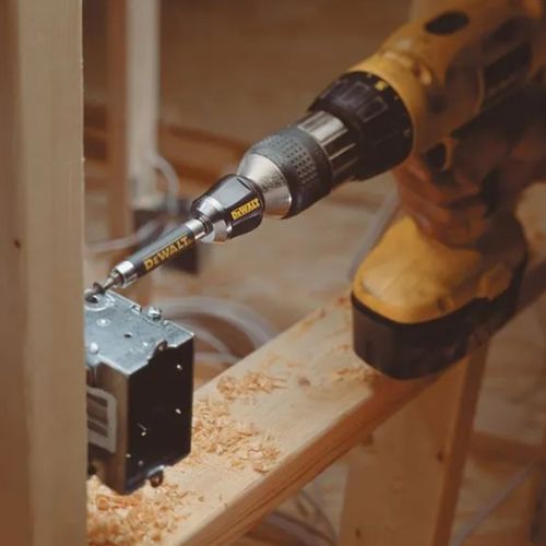 Extensor Dewalt Magnético para Ponteira de Bits com Guia — Ref. DW2055