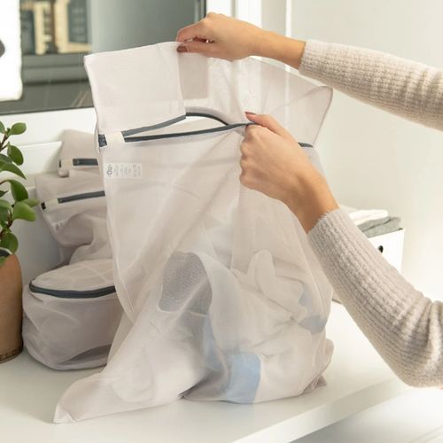 Saco Ou Para Lavar Roupa Grande 50x60cm Linha Flow Bege — Ref. SLW300BGF